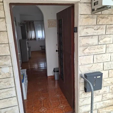 Apartmán Opremljen Apartman Sa Balkonom I Netflixom *