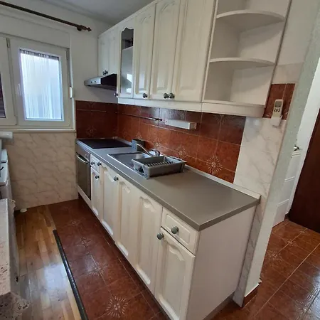 Apartmán Opremljen Apartman Sa Balkonom I Netflixom *